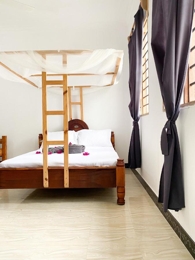 Lighthouse Guesthouse Nungwi Luaran gambar