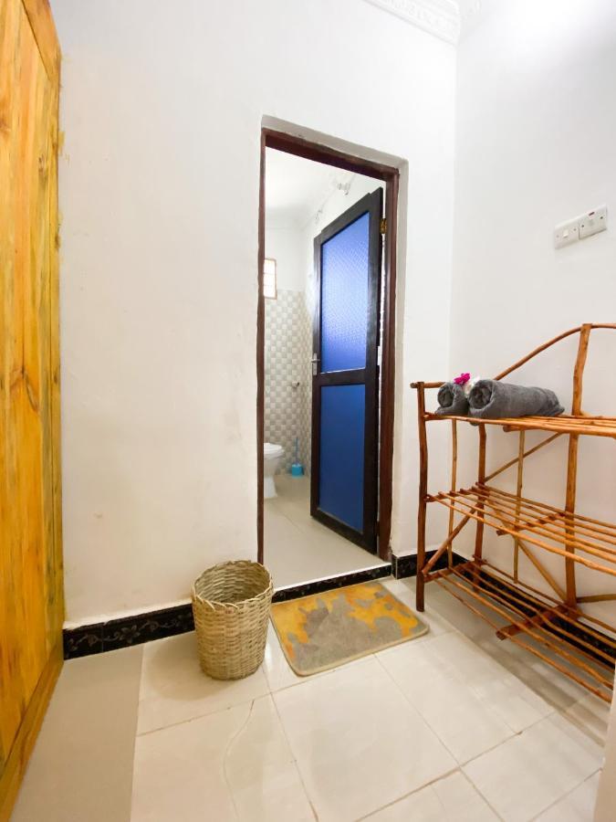 Lighthouse Guesthouse Nungwi Luaran gambar
