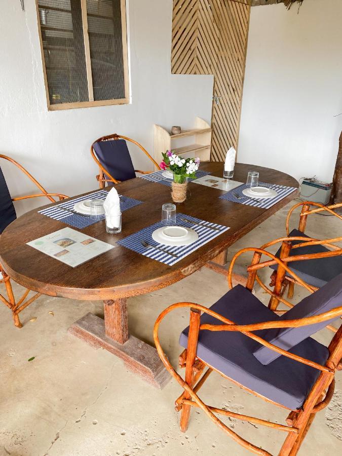 Lighthouse Guesthouse Nungwi Luaran gambar