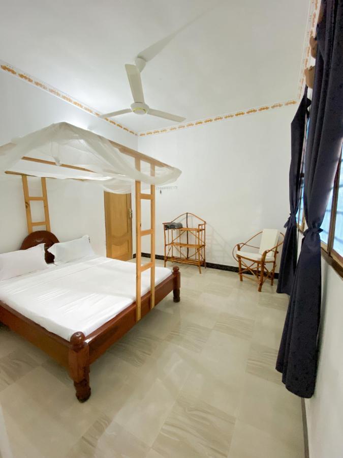 Lighthouse Guesthouse Nungwi Luaran gambar