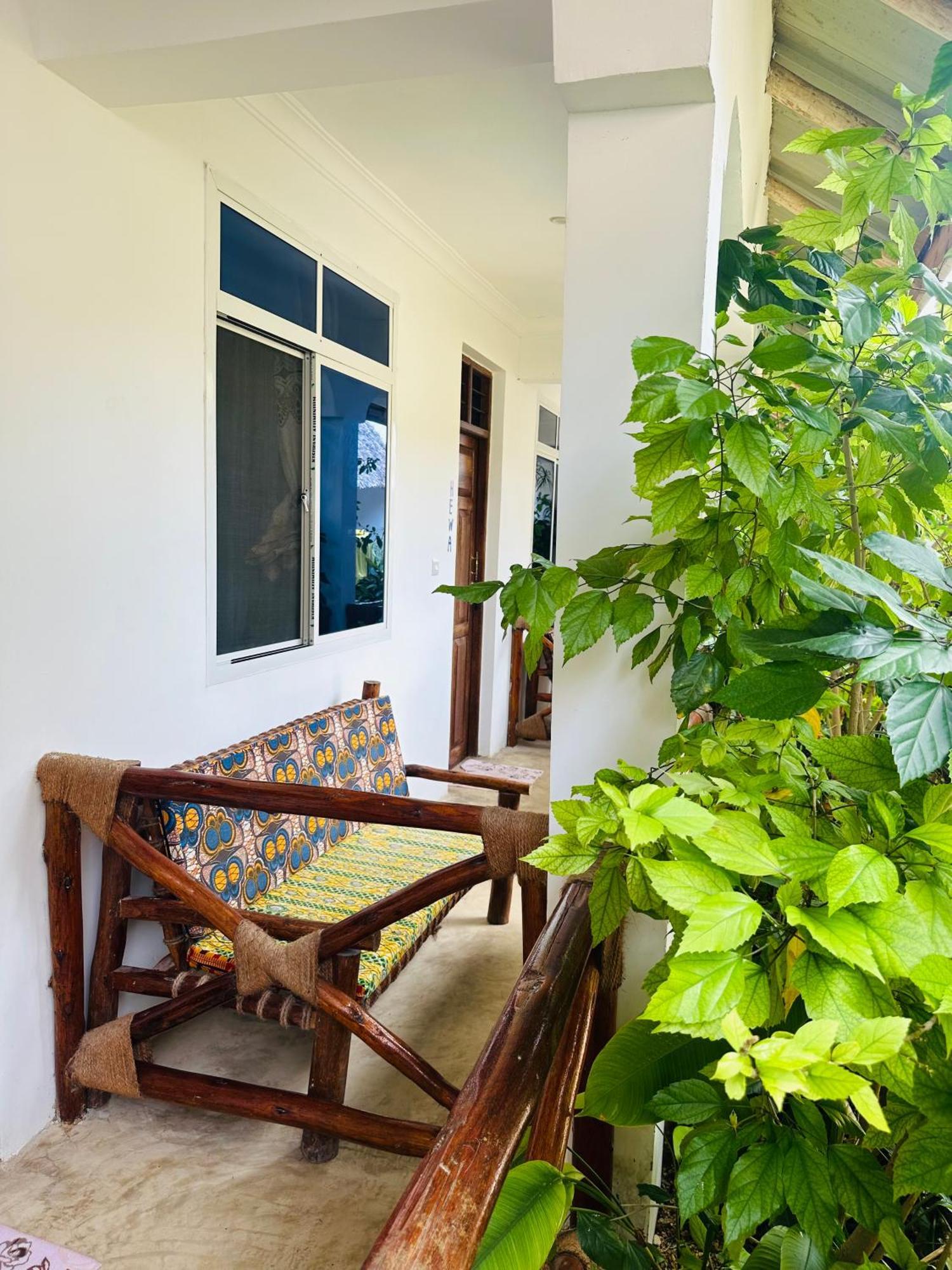 Lighthouse Guesthouse Nungwi Luaran gambar